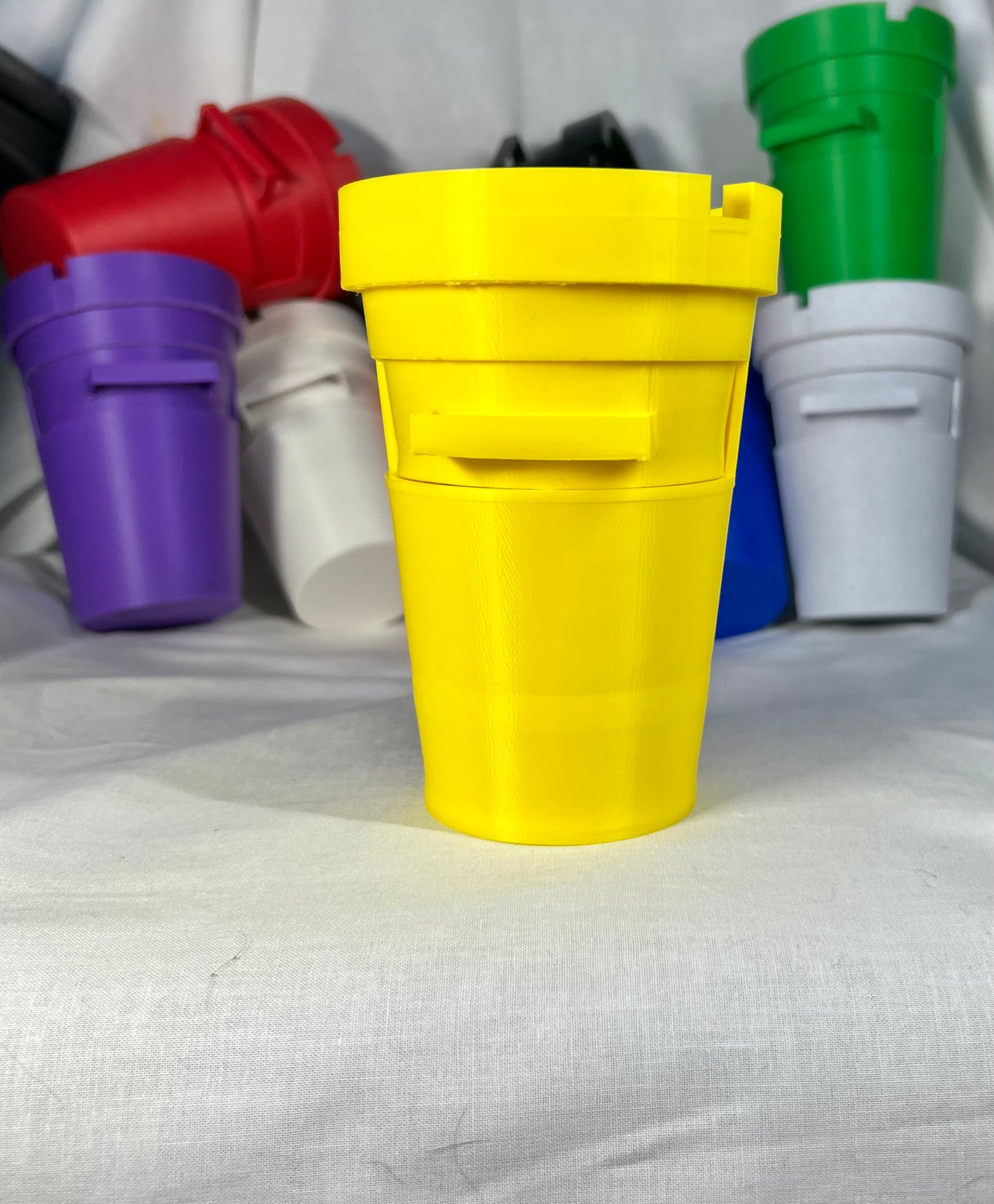 Royal Roachtray- Sunshine Yellow