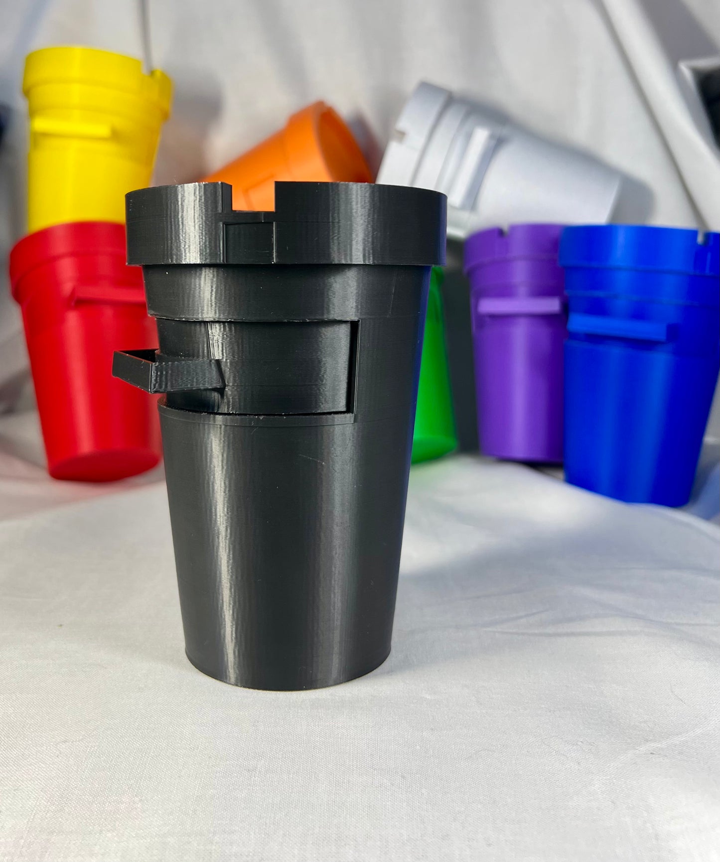 Royal Roachtray- Classic Black