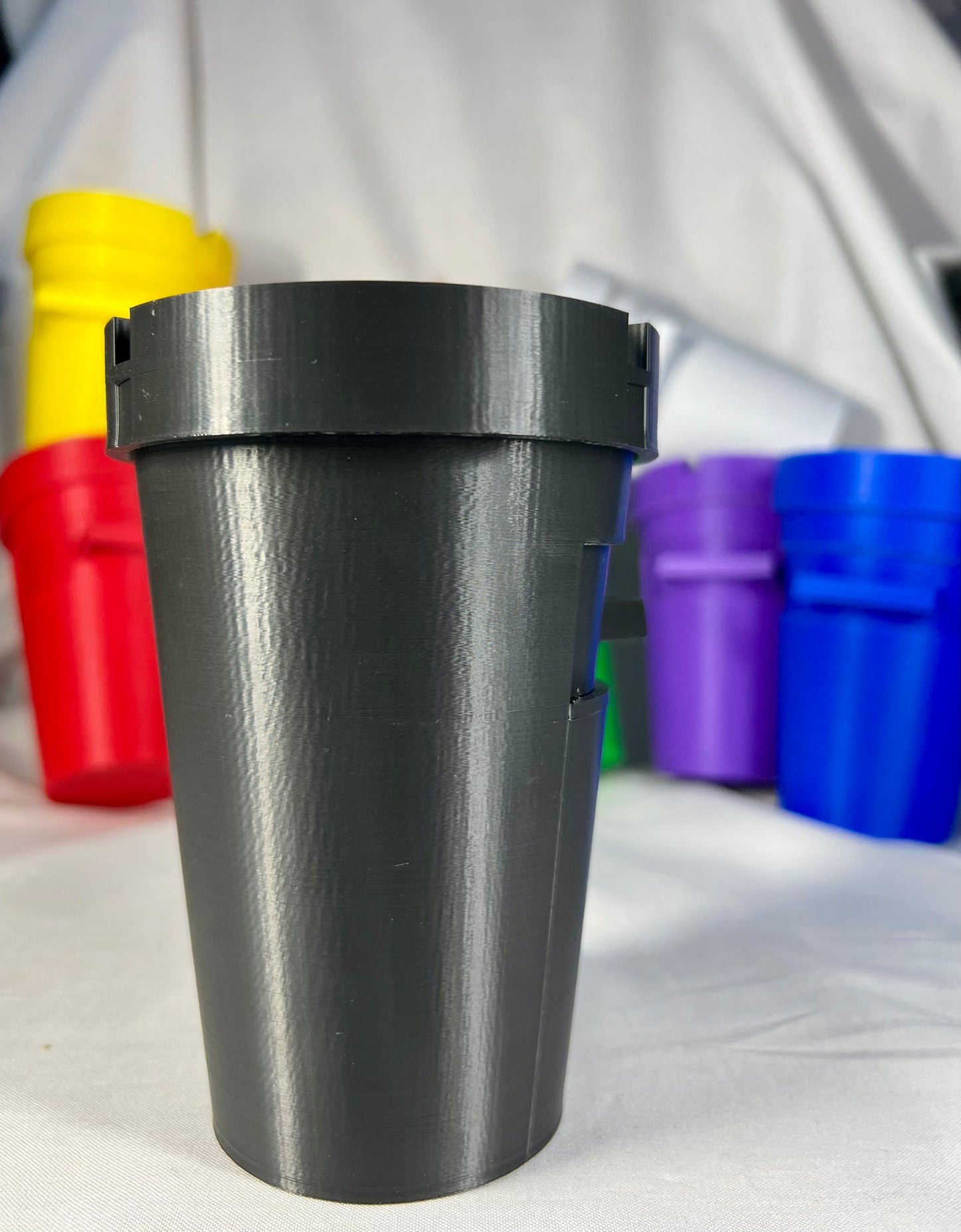 Royal Roachtray- Classic Black