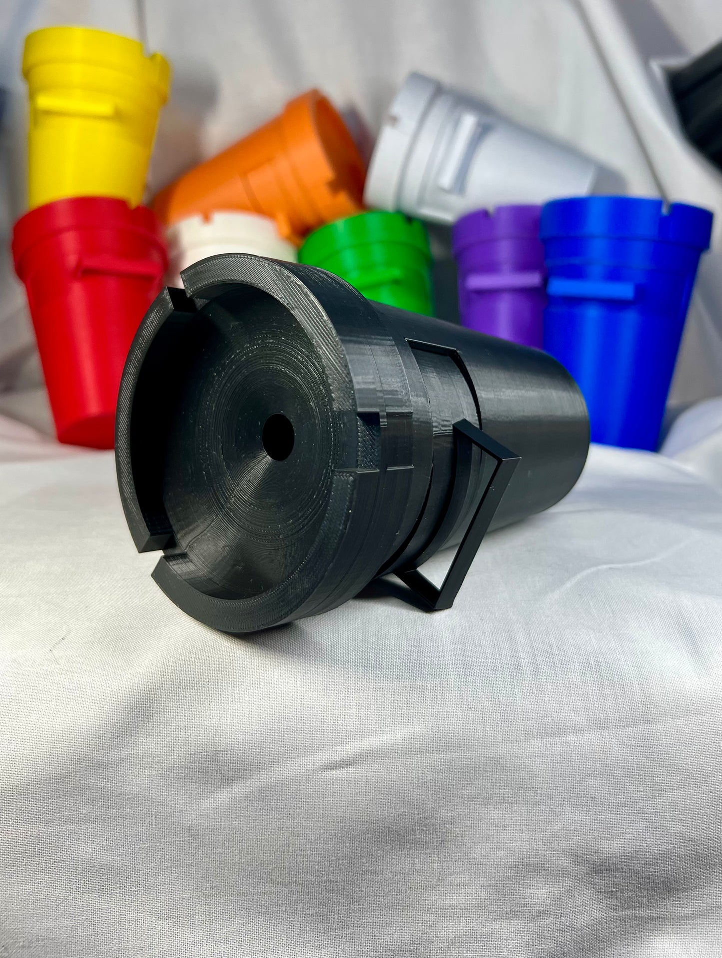 Royal Roachtray- Classic Black